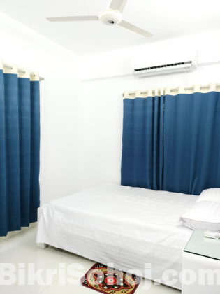 Furnished Two-Bedroom Serviced Apartments for Rent